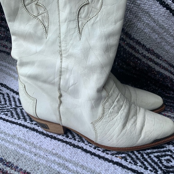 Cowboy boots - Picture 11 of 11